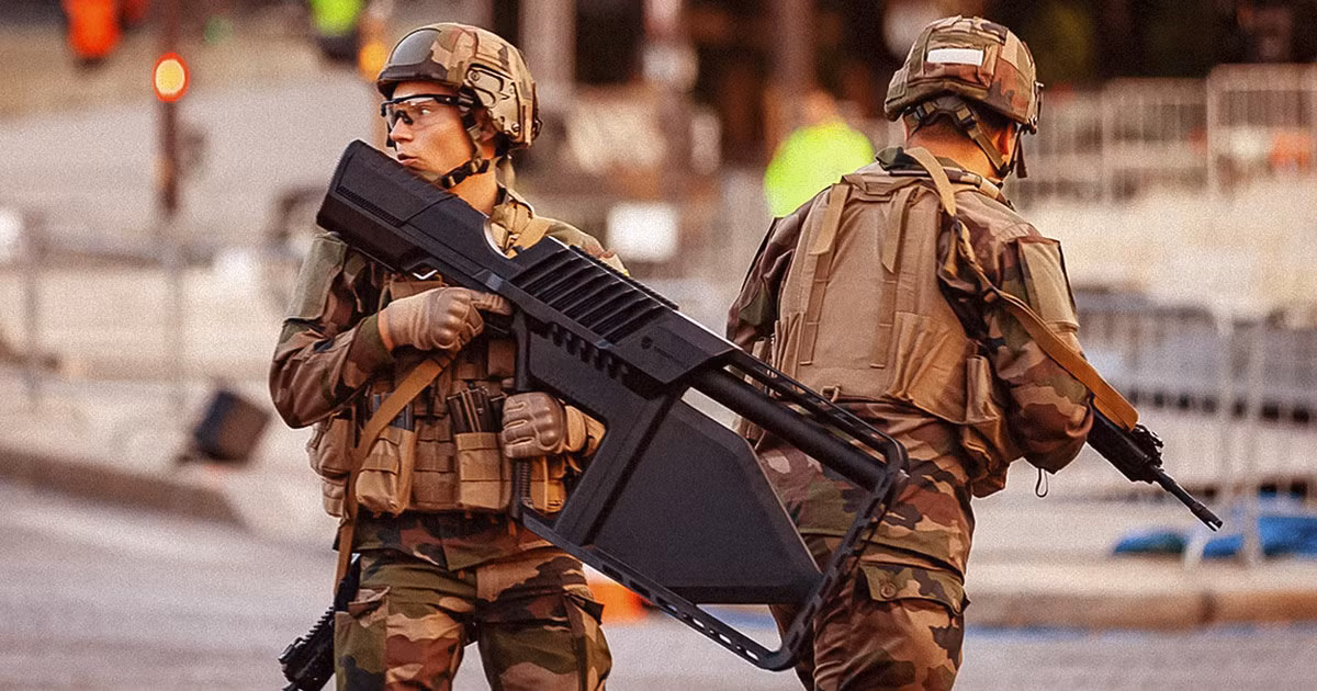 Dự án Land 156 sẽ tích hợp các cảm biến và bộ phận tác động tinh vi. Hệ thống này bao gồm radar chủ động và thụ động, hệ thống quang điện, máy dò âm thanh và nhiệt, cùng với các tác nhân như hệ thống gây nhiễu tần số vô tuyến, vũ khí động học và tia laser năng lượng cao.