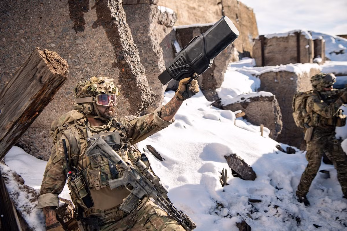 Dự án Land 156 là bước đi quyết định trong nỗ lực của Australia, nhằm phát triển sức mạnh của mình để giải quyết các mối đe dọa hiện đại. Nước này đang phát huy ngành công nghiệp hiện đại và các công nghệ tiên tiến có sẵn, nhằm đảm bảo an ninh cho lực lượng vũ trang và cơ sở hạ tầng quan trọng trước sự gia tăng của máy bay không người lái.