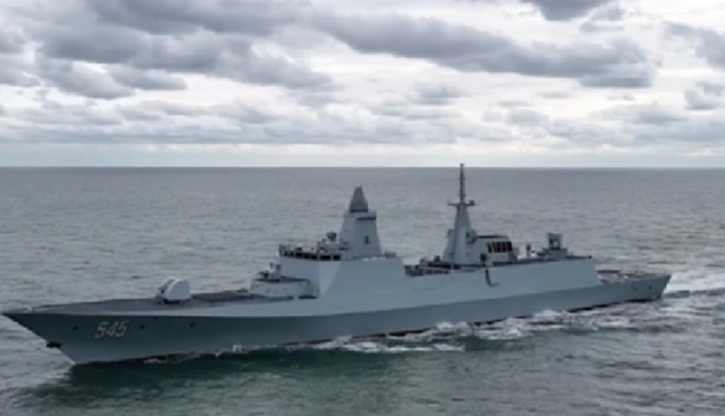 Chiến hạm hiện đại này, được thiết kế để nâng cao năng lực tác chiến của Hải quân Trung Quốc, sở hữu nhiều tính năng tiên tiến. Hãy cùng tìm hiểu các thông số kỹ thuật khiến Type 054B trở thành một bổ sung đáng gờm cho kho vũ khí hàng hải của Trung Quốc. Ảnh: Global Times