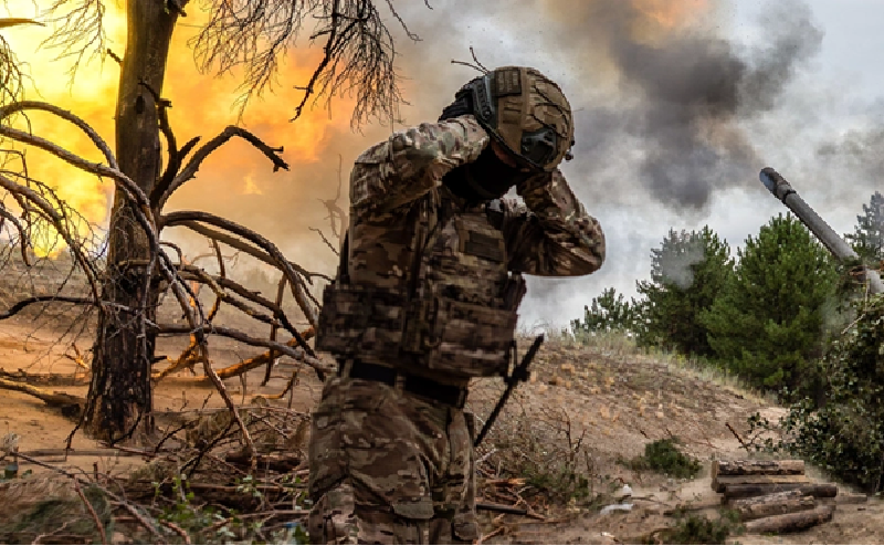 Một tuần trước, quân Nga đã cố gắng tiến công về phía Yampil và đã áp sát vùng ngoại ô ngôi làng này nhưng không thể trụ vững. Nếu Nga tiếp tục đột phá từ khu vực này, họ có thể tạo thế bao vây Lyman, gây áp lực lớn lên lực lượng Ukraine phòng thủ tại đây. Ảnh: TASS