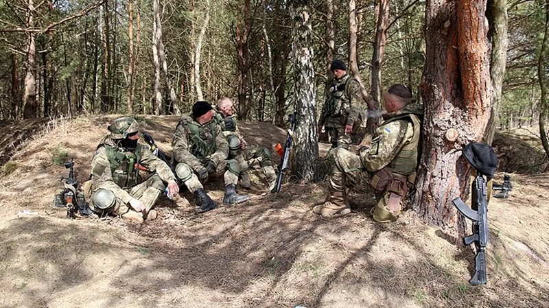 Theo tuyên bố từ phía Nga, các binh sĩ của Lữ đoàn 810 có thể nghỉ ngơi xả hơi đây. Theo tờ Forbes (Mỹ), Lữ đoàn 810 có thể đã mất hai tiểu đoàn trong trận chiến tại Pogrebki. Ảnh: Bộ Quốc phòng Ukraine.
