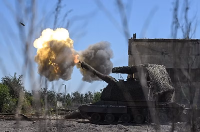 Tuy nhiên, ngay cả số lượng binh sĩ được huy động cũng không đủ để phân bổ. Trong tình hình này, quân đội Ukraine hầu như đã mất khả năng tấn công, buộc phải hoàn toàn chuyển sang phòng thủ tại chỗ và và sử dụng chiến tranh chiến hào thay vì phản công. Ảnh: RIA Novosti