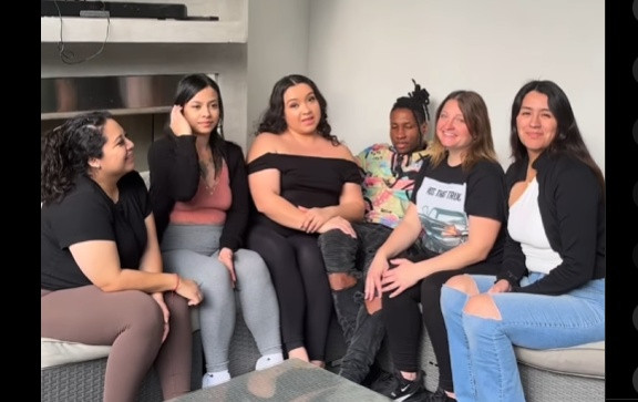 Tuy nhiên, đi kèm với đó là những thách thức không nhỏ. Việc có 5 người vợ và 11 đứa con đòi hỏi Jame phải làm việc vô cùng chăm chỉ để đảm bảo nguồn tài chính cho cả gia đình. Anh cũng cần phải là chỗ dựa tinh thần vững chắc và là trụ cột tài chính cho tất cả họ.