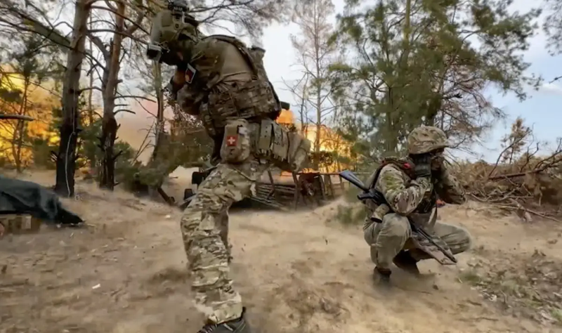 Tuy nhiên, do quân Ukraine đã tích lũy được lượng lớn vật tư tại Kursk từ trước, nên trước khi những vật tư này cạn kiệt, tình hình chiến đấu trên tuyến tiếp xúc sẽ không chịu ảnh hưởng lớn. Ảnh minh họa.