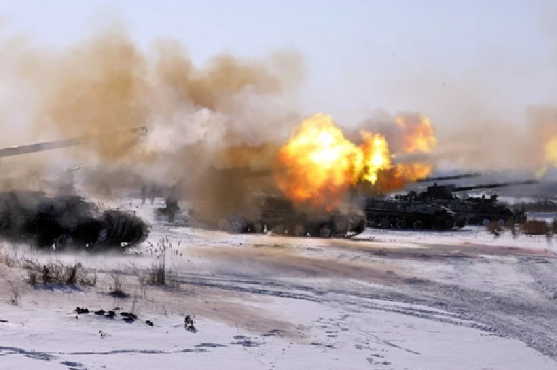 Theo nhóm Tình báo Xung đột (CIT), các lữ đoàn Ukraine gần đây đã phản công cách Pokrovsk vài km về phía nam, tái chiếm khu vực xung quanh làng Lysivka và mở rộng vùng đệm phòng thủ quanh thành phố. Chiến dịch thành công này diễn ra sau một cuộc phản công tương tự của Ukraine hồi đầu tháng ở phía tây Pokrovsk. Ảnh: Bộ Quốc phòng Nga