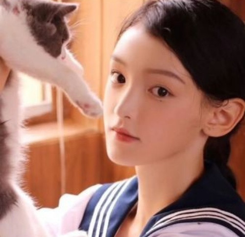 View - Nữ sinh câm điếc bị nghi là AI vì quá xinh đẹp | Báo Tri thức và Cuộc sống - TIN TỨC PHỔ BIẾN KIẾN THỨC 24H