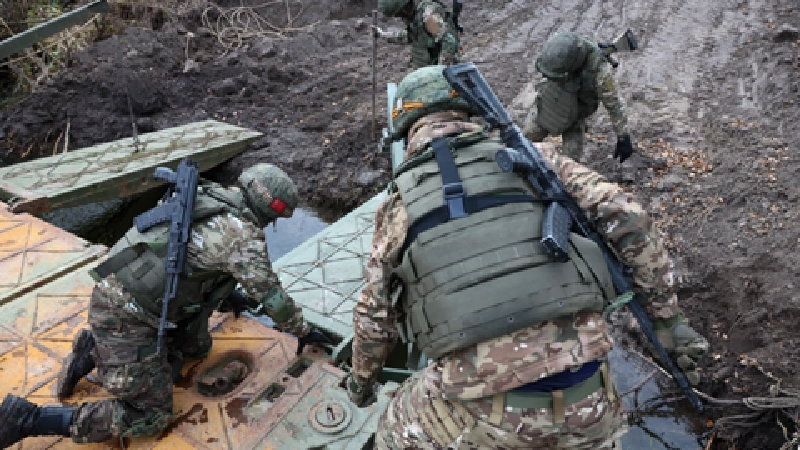 Trước đó, Life.ru đưa tin rằng quân đội Nga đã bắt đầu cuộc tấn công vào Sudzha. Theo nhà báo quân sự Yevgeny Poddubny, điều này cho thấy giai đoạn cuối của chiến dịch giải phóng tỉnh Kursk đã bắt đầu. Ảnh: Global Look Press