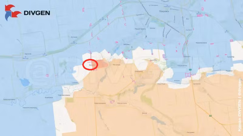 Sau khi kiểm soát khu vực này, Quân đội Nga tiếp tục tiến công từ Pishchane về phía đông Volkovo, đồng thời từ phía nam mở đợt tấn công khác, buộc Quân đội Ukraine phải rút khỏi làng Volkov. Ảnh: Topwar.