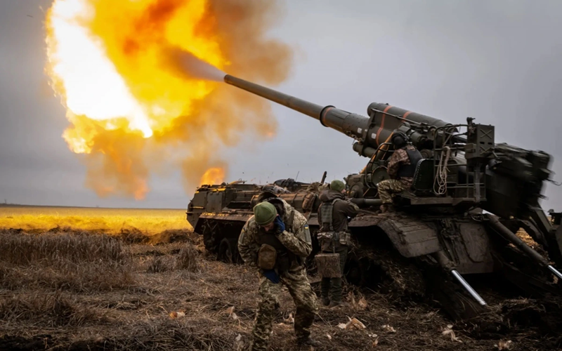 Nếu quân Nga giành được Gornal, lực lượng Ukraine có nguy cơ bị quét sạch khỏi khu vực Kursk. Bộ chỉ huy Ukraine cũng đã nhận thấy áp lực cực lớn, và đang tìm cách ứng phó, bởi nếu để mất vị trí này, đó sẽ là đòn giáng mạnh vào tinh thần và thế trận chiến lược của họ. Ảnh: New York Times