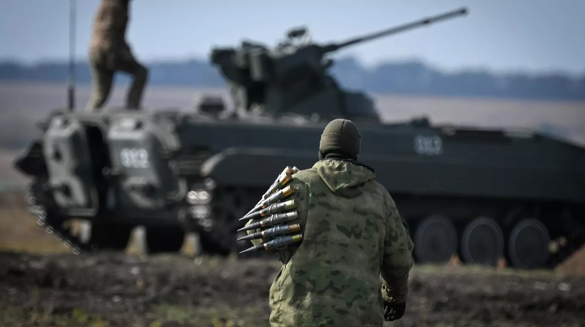 Trong khi cộng đồng quốc tế vẫn đang thúc đẩy các nỗ lực hòa bình, đặc biệt là sáng kiến ngừng bắn do Mỹ hậu thuẫn, thì trên thực địa, tiếng súng chưa có dấu hiệu hạ nhiệt.