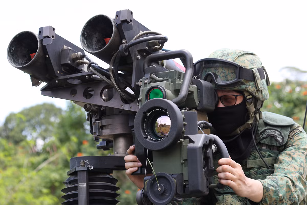 Tên lửa chống tăng dẫn đường Spike của Israel là một trong những hệ thống vũ khí hiện đại và đáng gờm nhất trên chiến trường hiện nay. Ảnh: Singapore Army.