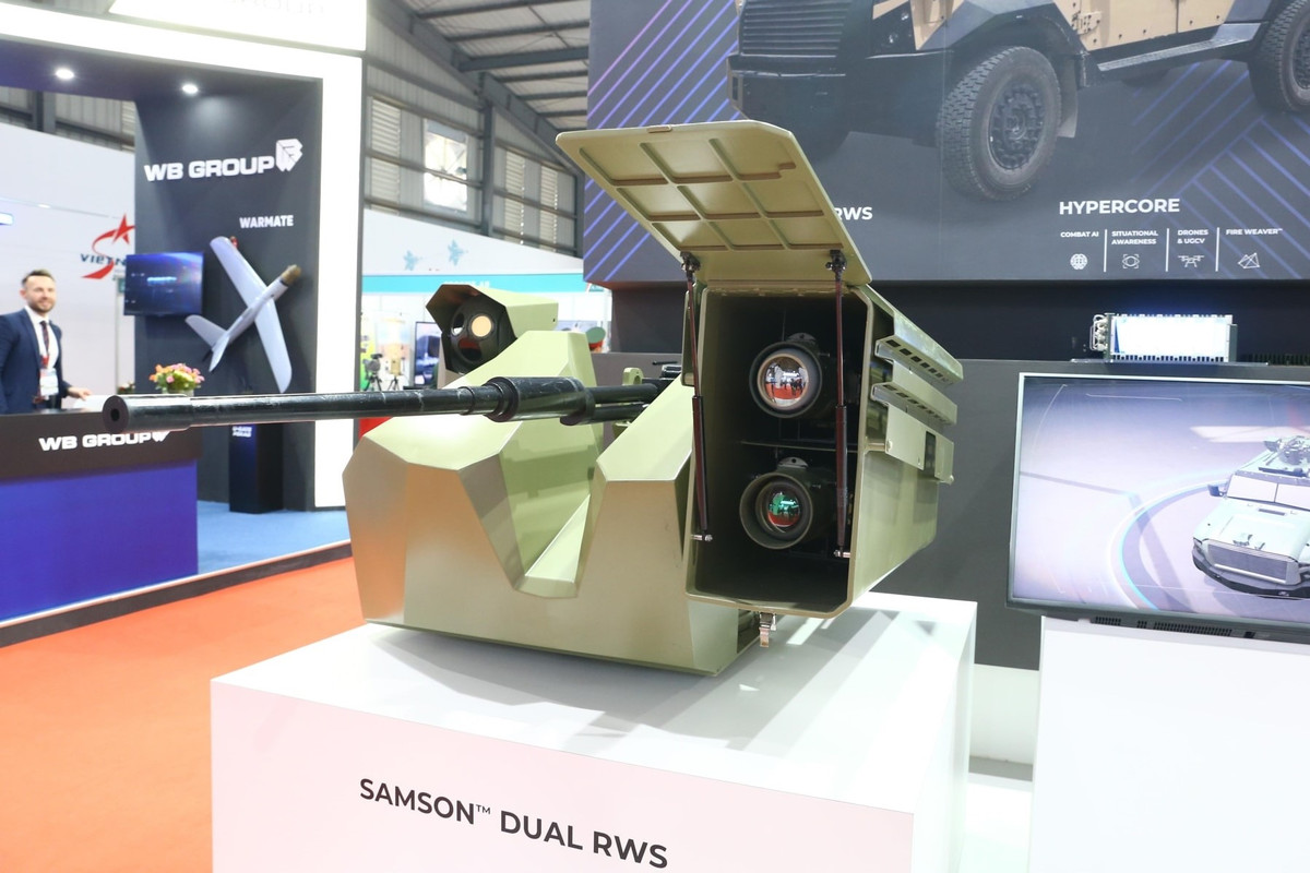 Khả năng kết nối dữ liệu theo thời gian thực cũng giúp các đơn vị chiến đấu có thể theo dõi mục tiêu, điều chỉnh đường bay của tên lửa và tối ưu hóa khả năng tấn công. Hơn nữa, nhờ vào công nghệ trí tuệ nhân tạo và học máy, Spike đang ngày càng trở nên thông minh hơn, giúp giảm thiểu tối đa sai số trong tác chiến thực tế.