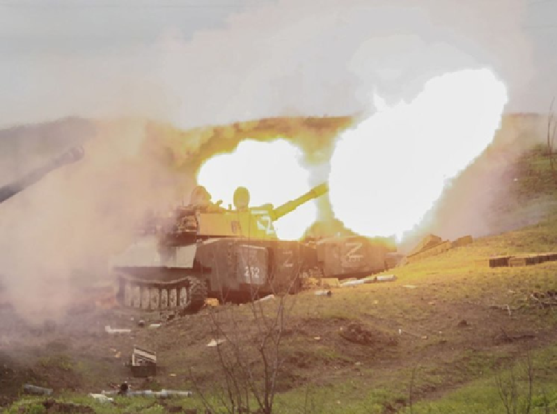 Theo quan sát viên Yuri Podolyaka, quân đội Ukraine đã điều một đại đội tác chiến đặc biệt đến Malaya Loknya, sau đó từ 6 giờ sáng ngày 19/1, họ tiến hành một loạt các cuộc tấn công ngắn hạn tại khu vực Malaya Loknya và Viktorovka, với sự tham gia của nhiều loại trang bị khác nhau. Ảnh: mk.ru