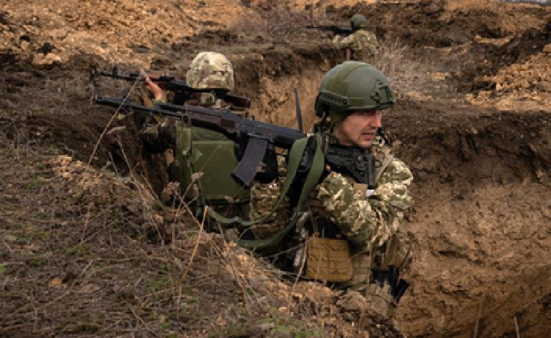 Hiện nay, quân Nga đã tiến sát đến cửa ngõ của ngôi làng này, điều này khiến Ukraine rất lo lắng. Do vậy, rất có thể quân đội Ukraine sẽ phát động một cuộc tấn công quy mô lớn từ đây nhằm đảo ngược tình thế. Trước tình hình này, quân đội Nga đã tăng cường lực lượng đến khu vực này để củng cố khả năng phòng thủ. Ảnh: Global Look Press