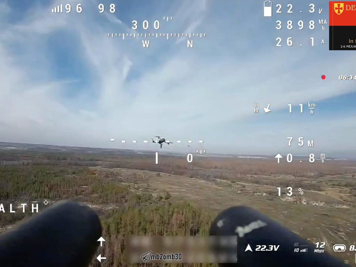 UAV Ukraine hóa “thợ săn” trên chiến trường với súng săn hai nòng - Hình 4 UAV Ukraine hoa “tho san” tren chien truong voi sung san hai nong-Hinh-4