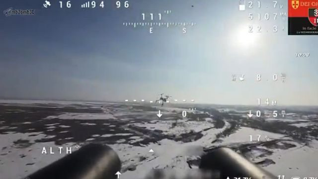 UAV Ukraine hóa “thợ săn” trên chiến trường với súng săn hai nòng - Hình 3 UAV Ukraine hoa “tho san” tren chien truong voi sung san hai nong-Hinh-3