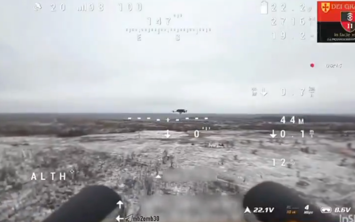 UAV Ukraine hóa “thợ săn” trên chiến trường với súng săn hai nòng - Hình 2 UAV Ukraine hoa “tho san” tren chien truong voi sung san hai nong-Hinh-2