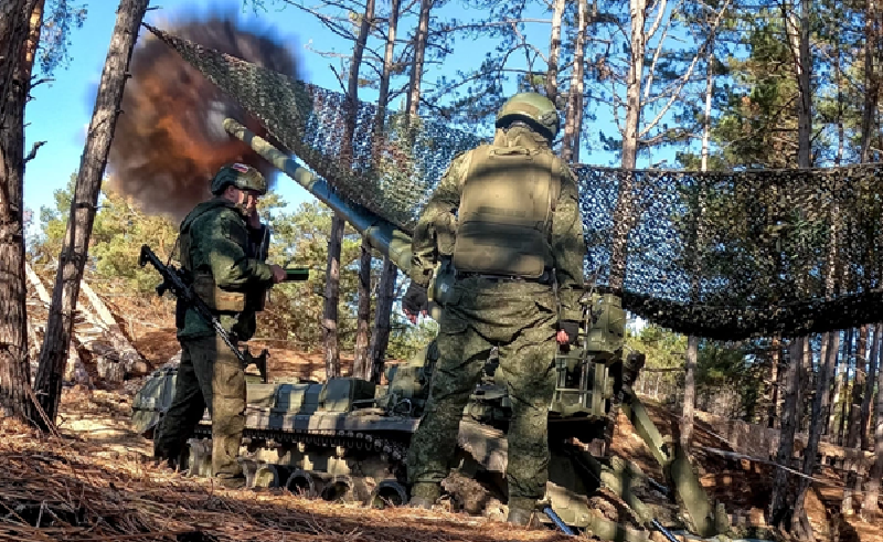 Theo dữ liệu mới nhất từ tổ chức tình báo nguồn mở của Ukraine, Deep State, quân đội Ukraine hiện kiểm soát 421 km2 lãnh thổ. Kể từ tháng 9 năm ngoái, khu vực do Ukraine kiểm soát liên tục thu hẹp. Đến ngày 6-7/ 2 năm nay, Ukraine mở một cuộc tấn công mới và giành lại được một phần nhỏ diện tích, nhưng nhanh chóng bị quân Nga đẩy lùi. Ảnh: TASS