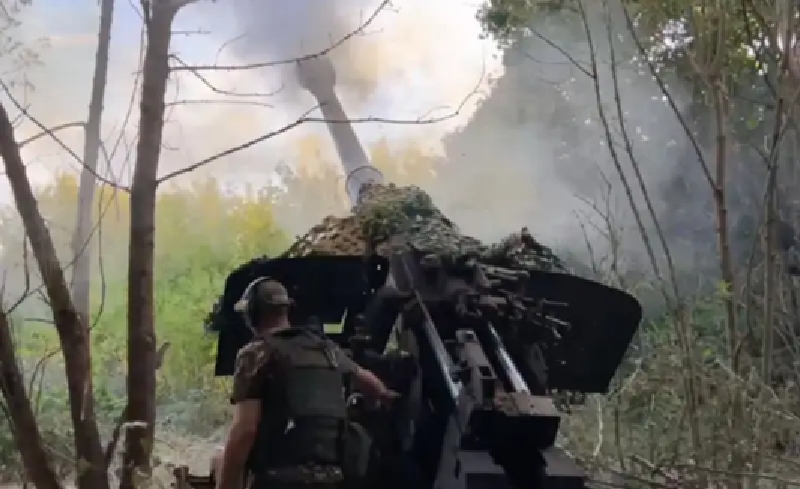 Khi tiến công nông trại Nikolski, máy bay không người lái của Nga phát hiện ra rằng Lữ đoàn 47 của Ukraine đã sử dụng trại Miratog gần đó làm căn cứ tạm thời. Sau đó, Nga đã phóng một loạt rocket phá hủy hoàn toàn khu vực này, khiến tới 65 binh sĩ thiệt mạng. Ảnh: Top War