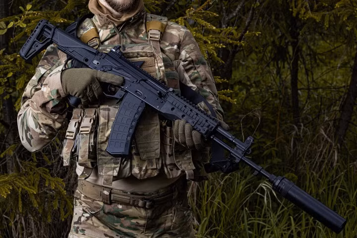 AK-12 – Tinh hoa mới của dòng súng Kalashnikov có làm nên chuyện? - Hình 7 AK-12 – Tinh hoa moi cua dong sung Kalashnikov co lam nen chuyen?-Hinh-7