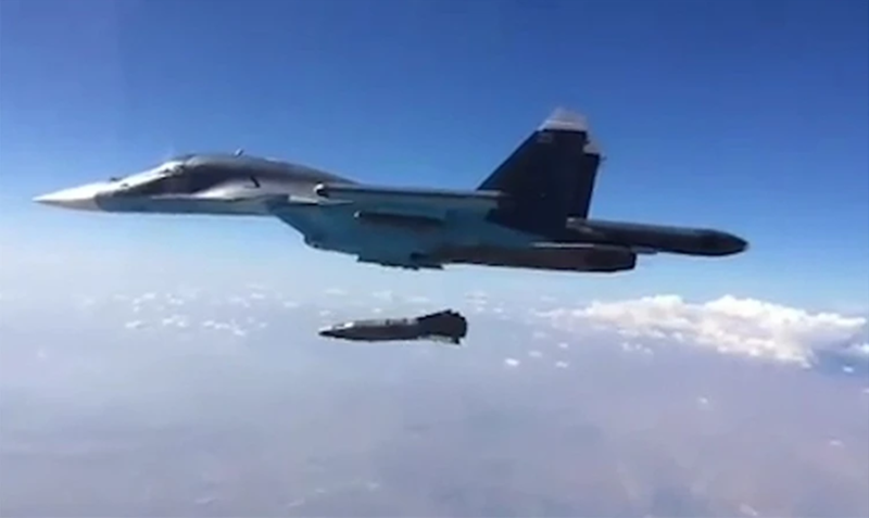 Bom trên không có hệ thống dẫn đường và hiệu chỉnh (UMPK) không còn đánh trúng mục tiêu vì đối phương đã tìm ra cách để ngăn chặn. Thông tin này được kênh Telegram Fighterbomber báo cáo. Ảnh: Bộ Quốc phòng Nga