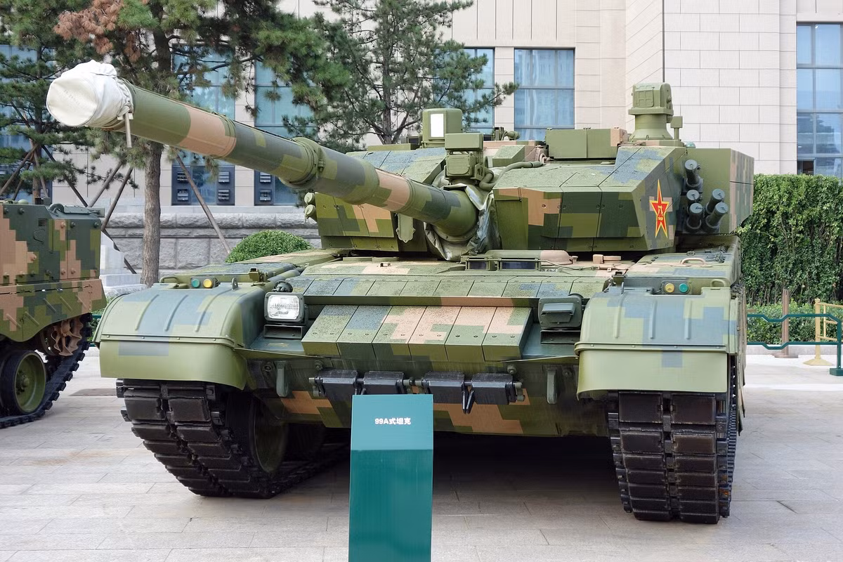 Xe tăng Type 99 của Trung Quốc với hệ thống JD-3 Trung Quốc đã trang bị cho xe tăng Type 99 hệ thống phòng vệ chủ động JD-3.