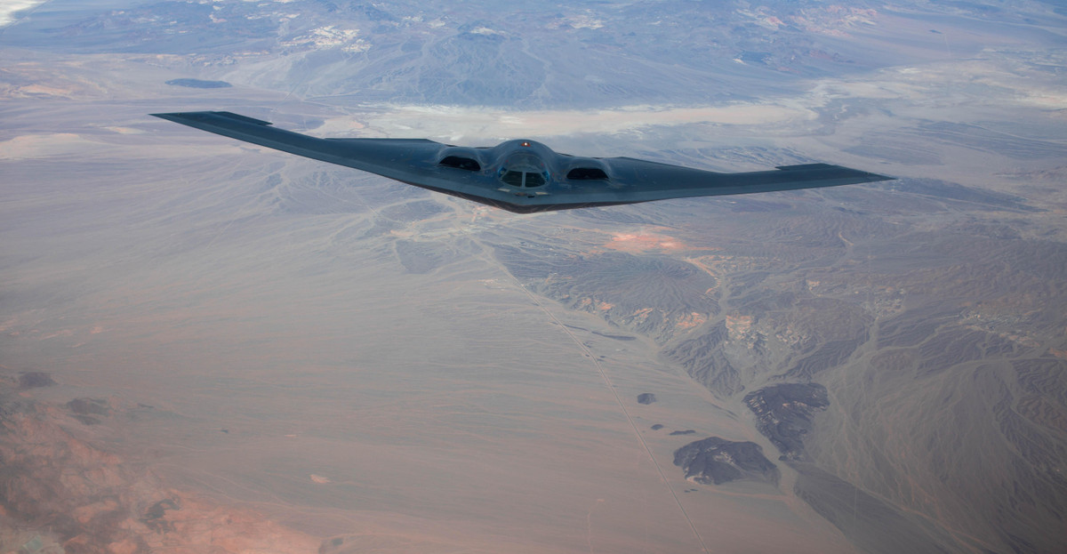 Chương trình McDonnell Douglas A-12 Avenger II ra đời vào đầu những năm 1980. Mục tiêu là phát triển một loại máy bay có công nghệ tàng hình để thay thế cho những chiếc Grumman A-6 Intruder. Hàng tỷ đô la đã được "đầu tư" vào những nỗ lực này. Ảnh: Reddit .