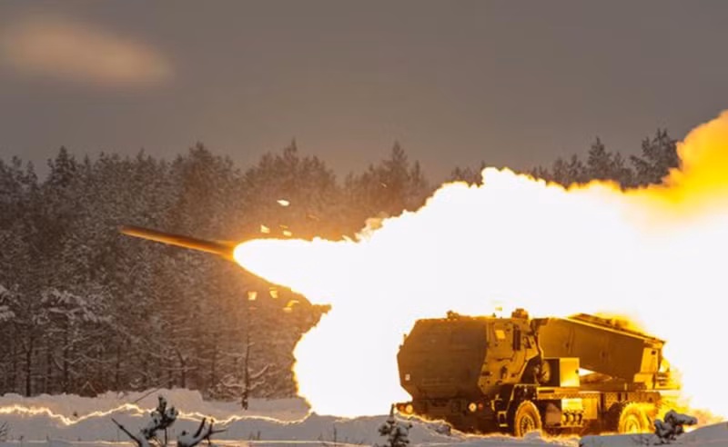 Đây cũng là một trong những nguyên nhân khiến cuộc tấn công của Ukraine vào Belgorod thất bại. Khi mất đi sự yểm trợ, quân Ukraine đột nhập vào lãnh thổ Nga đã không còn khả năng tiếp tục tấn công. Mặc dù thất bại, quân Ukraine vẫn triển khai chiến thuật rải mìn từ xa, ném lượng lớn mìn xuống các vị trí của Nga và khu vực xung quanh nhằm gây rối khả năng cơ động, đồng thời chuẩn bị cho đợt tấn công khác. Ảnh: Global Look Press 