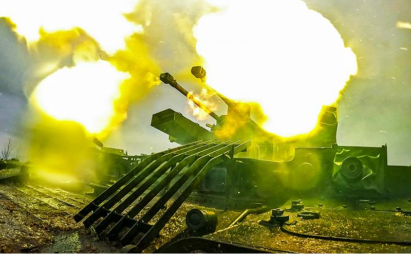 Theo báo cáo của TASS, cả 5 đợt tấn công này đều bị đẩy lùi. Quân đội Ukraine huy động hơn 200 binh sĩ và 29 phương tiện tham chiến, tương đương với một tiểu đoàn thiết giáp, trong đó hơn 60 binh sĩ và 14 phương tiện đã bị Nga tiêu diệt. Mặc dù lực lượng tấn công chỉ là một tiểu đoàn thiết giáp, nhưng đây đều là các đơn vị tinh nhuệ từng tham gia trận Kursk, và họ chỉ là lực lượng tiên phong. Ảnh: TASS