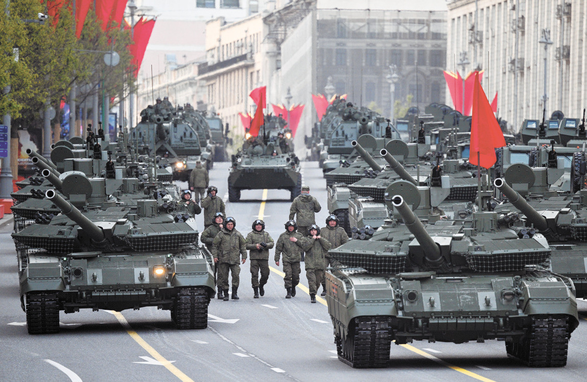 ‘Mo xe’ khi tai dac biet xuat hien trong Le duyet binh tai Nga