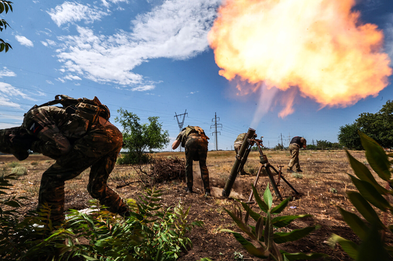 Nửa sau ngày 13/3, North Wind đã thông báo về việc giải phóng ngôi làng Goncharovka, nằm gần vùng ngoại ô phía tây của Sudzha. Đối phương đã bị đánh bật khỏi khu rừng ở khu vực Kholodny Yar, do đó, một “cái túi” diện tích khoảng 20 km2 giữa Guevo, Melovoi và Goncharovka đã chuyển sang dưới sự kiểm soát của quân Nga. Ảnh: TASS