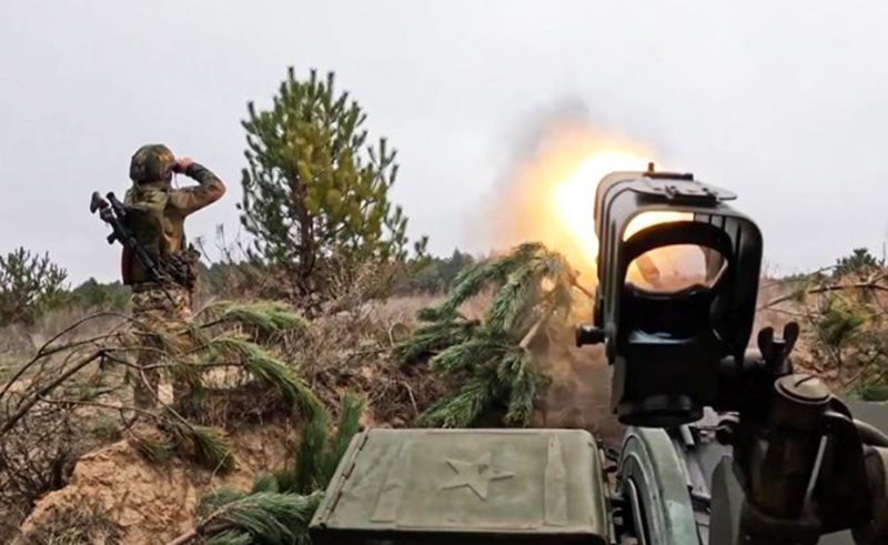 Cuộc tấn công của quân đội Ukraine có thể không chỉ nhằm thu hút lực lượng Nga từ mặt trận Kursk, mà còn mang ý đồ chiến lược sâu hơn. Ảnh: TASS