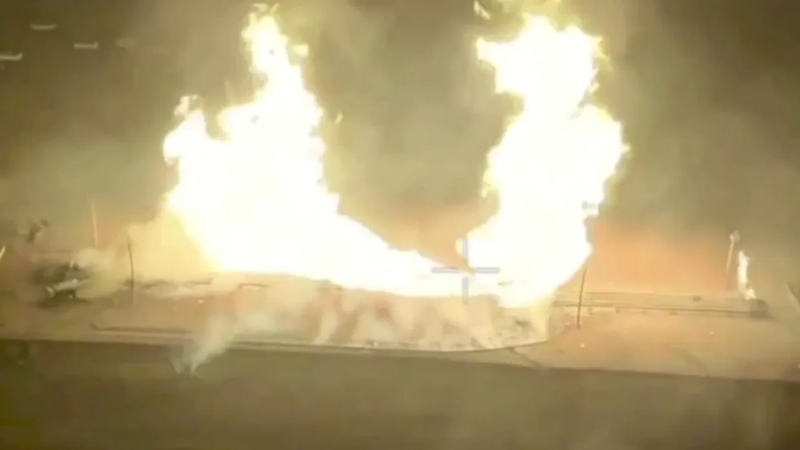 Dù dưới sự dàn xếp của Tổng thống Mỹ Donald Trump, Nga và Ukraine đã sơ bộ đồng ý ngừng không kích vào cơ sở năng lượng của nhau vào ngày 19/3, nhưng chưa đầy 24 giờ sau, quân đội Ukraine đã tấn công một cơ sở năng lượng của Nga. Ảnh: Telegram