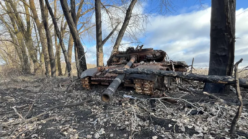 Hiện tại, quân đội Ukraine tại Kursk đang chịu tổn thất nặng nề. Ngày 11/1, Bộ Quốc phòng Nga tuyên bố rằng trong toàn bộ các trận chiến tại khu vực Kursk, quân Ukraine đã chịu tổn thất hơn 50.840 binh sĩ, cùng với đó là việc mất 296 xe tăng, 224 xe chiến đấu bộ binh, 161 xe bọc thép chở quân, 1.521 xe chiến đấu bọc thép, 1.445 xe cơ giới,… Ảnh: RIA Novosti