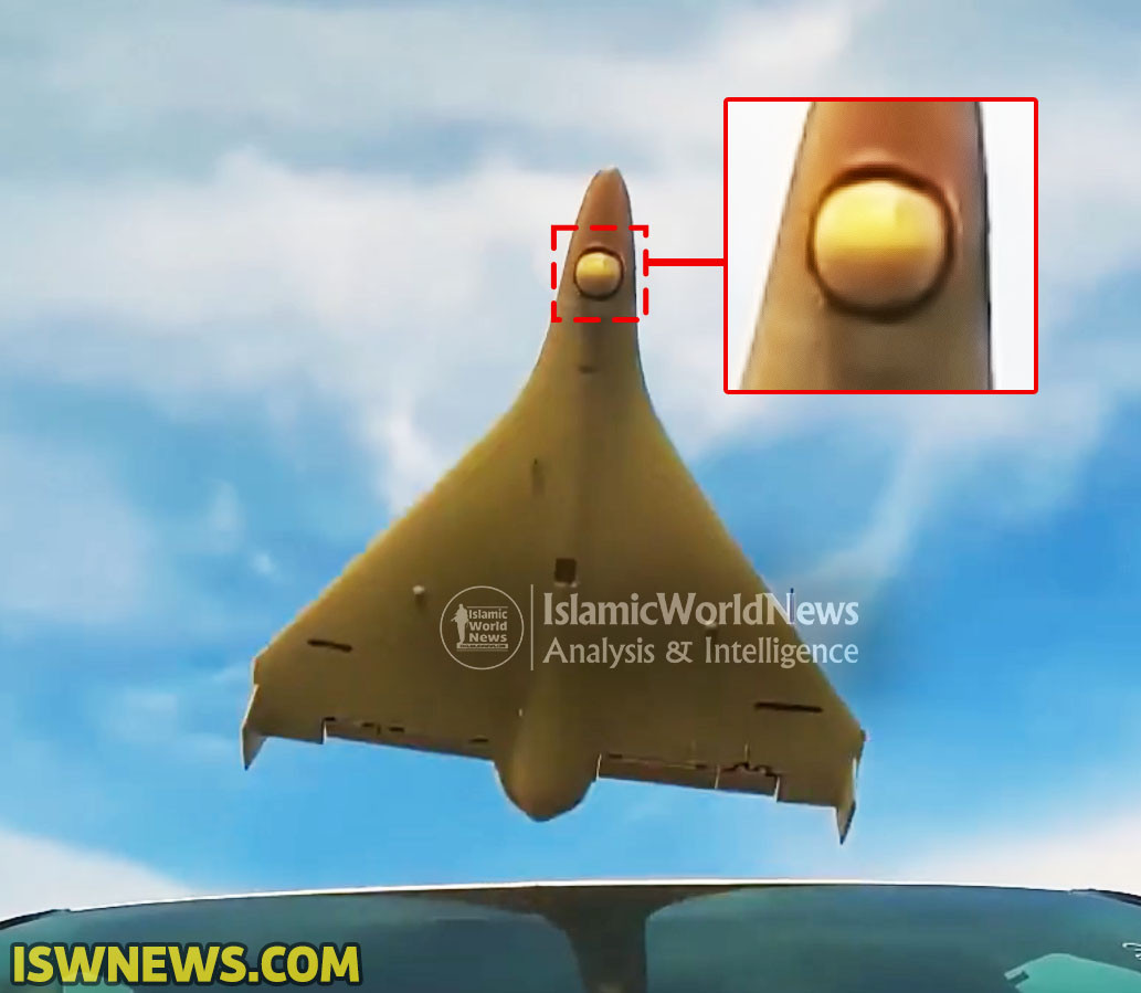 Phiên bản trang bị hệ thống quang điện/hồng ngoại (EO/IR) được trang bị camera EO/IR, cho phép UAV theo dõi và tấn công các mục tiêu di động với độ chính xác cao hơn. Nó có thể hoạt động tự động dựa trên tìm kiếm nhiệt hoặc do người điều khiển giám sát qua video trực tiếp, giúp nâng cao hiệu quả đối với các mục tiêu di động như xe quân sự.