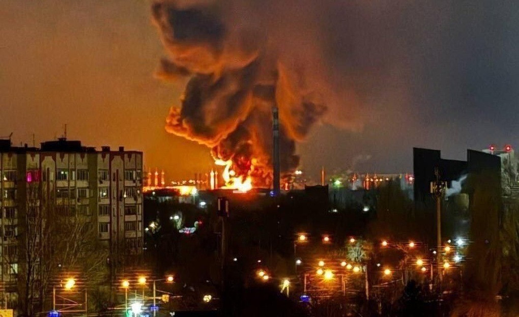 Tuy nhiên, theo các nhà phân tích, Nga vẫn duy trì vị thế là một trong những nước xuất khẩu dầu và nhiên liệu hàng đầu thế giới khi chuyển hướng thành công sang các thị trường như Ấn Độ, Trung Quốc và Thổ Nhĩ Kỳ, trước các lệnh trừng phạt của phương Tây.