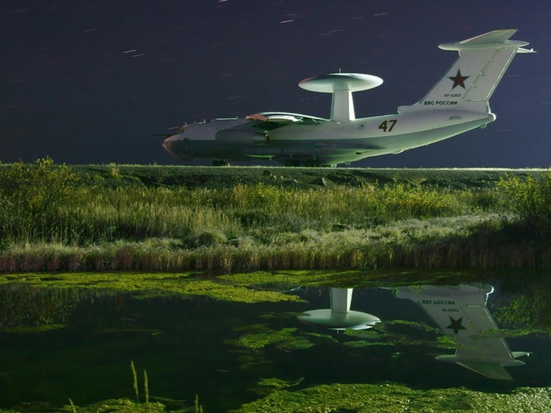 Các ấn phẩm Ba Lan bao gồm Defence24 và Wirtualna Polska cũng đưa tin về sự việc này: trong không phận khu vực Oryol, cách biên giới Ukraine chỉ 150 km, đã phát hiện một máy bay cảnh báo sớm và kiểm soát A-50 của Nga. Theo nguồn tin quân sự Ukraine, đây là lần đầu tiên phát hiện loại máy bay này sau gần một năm.