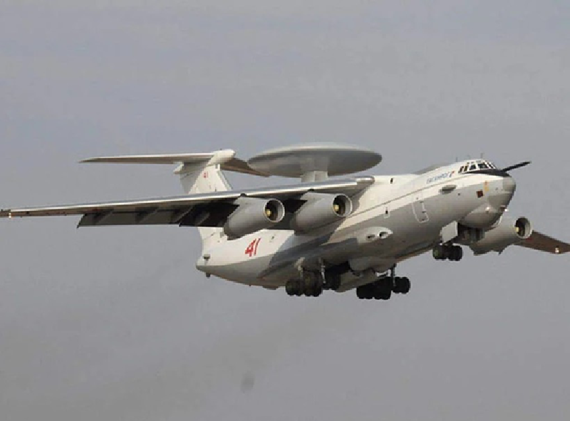 Tính đến năm 1992, hơn 40 chiếc A-50 đã được sản xuất, nhưng chỉ một phần trong số đó vẫn còn hoạt động. Máy bay này được trang bị hệ thống radar giám sát tầm xa Liana, đặt trong một radome xoay có đường kính 9 mét gắn trên thân máy bay. Radar này có thể phát hiện mục tiêu trên không trong phạm vi 650 km và mục tiêu mặt đất trong phạm vi 300 km.