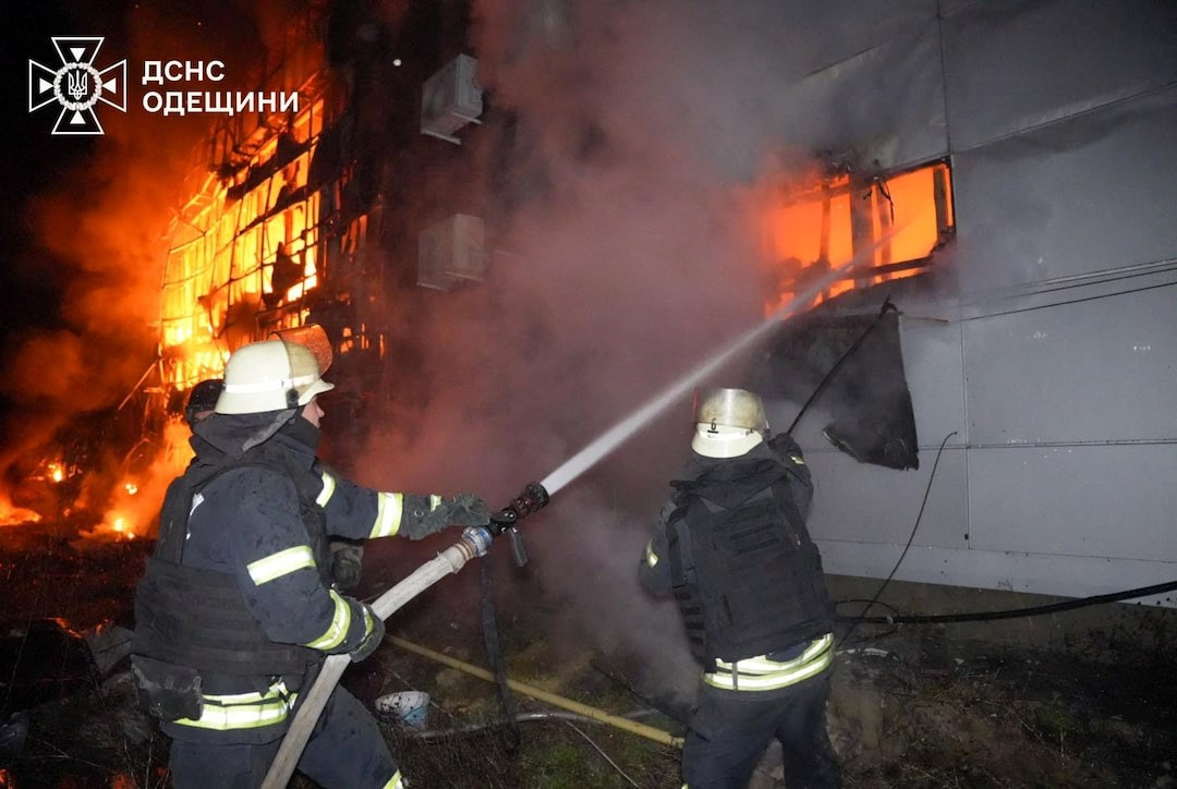 Vụ tấn công xảy ra trong bối cảnh Mỹ đang thúc đẩy một thỏa thuận ngừng bắn giữa Ukraine và Nga. Mỹ hy vọng Nga và Ukraine sẽ đạt được thỏa thuận hoà bình và góp phần ngăn chặn các cuộc tấn công vào cơ sở hạ tầng năng lượng của cả hai bên. Ảnh Reuters