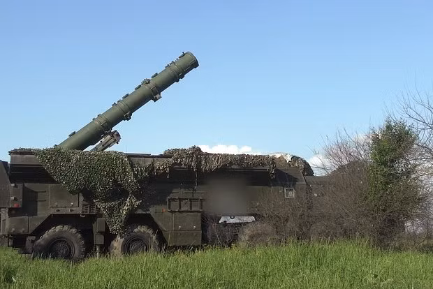 Việc Nga phát triển một loại tên lửa tầm trung với khả năng tấn công chính xác từ xa đặt ra thách thức không nhỏ đối với phương Tây. Liệu Mỹ và NATO có đáp trả bằng cách triển khai thêm các hệ thống phòng thủ hay tên lửa tầm trung tại châu Âu? Tất cả vẫn còn ở phía trước. (Nguồn ảnh: RIA Novosti, TASS, Wikipedia, Globallookpress)