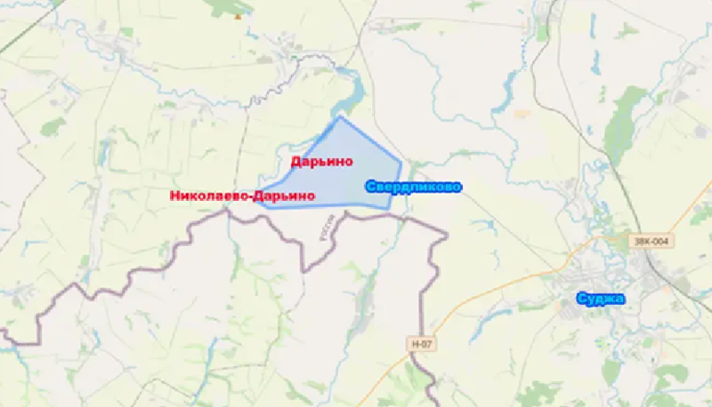 Trong 24 giờ qua, chiến sự ác liệt nhất diễn ra tại Sverdlikovo. Lực lượng thiết giáp Nga đã từng tiến vào ngôi làng này, nhưng quân Ukraine quyết liệt phòng thủ từng ngôi nhà và điều động Lữ đoàn xe tăng số 1 – đơn vị tinh nhuệ nhất – đến tăng viện. Cuối cùng, quân Nga bị đẩy lùi. Sau đó, giao tranh dữ dội tiếp tục diễn ra tại khu rừng và khu vực xung quanh lối vào phía bắc của ngôi làng. Ảnh: Top War