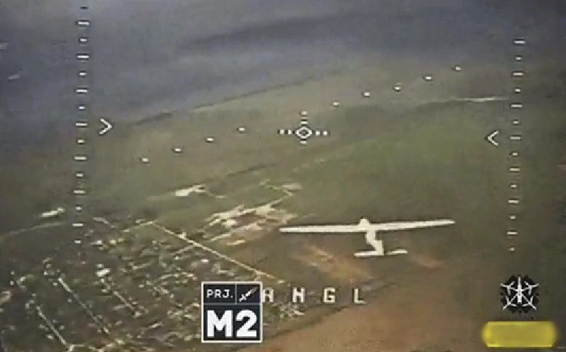 Không chỉ tại các trận địa, mà ở những khu vực khác trong vùng, UAV Nga cũng đang thực hiện giám sát theo thời gian thực. Một khi phát hiện được các tuyến di chuyển quen thuộc của binh sĩ Ukraine, quân đội Nga sẽ triển khai không kích thả mìn sát thương trong vòng 10 phút, bao phủ toàn bộ đường hành quân của đối phương. Ảnh minh họa