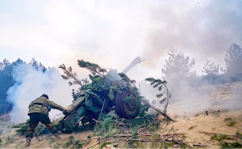 Mặc dù các cuộc tấn công này nhiều lần bị Nga đẩy lùi, nhưng đã gây ảnh hưởng nghiêm trọng đến đời sống và công việc của dân thường Nga. Thống đốc Vyacheslav Gladkov cho biết, từ đầu tháng 3 đến nay, các cuộc tấn công của Ukraine vào khu vực này ngày càng gia tăng, buộc hơn 15.000 cư dân phải sơ tán. Ảnh: TASS