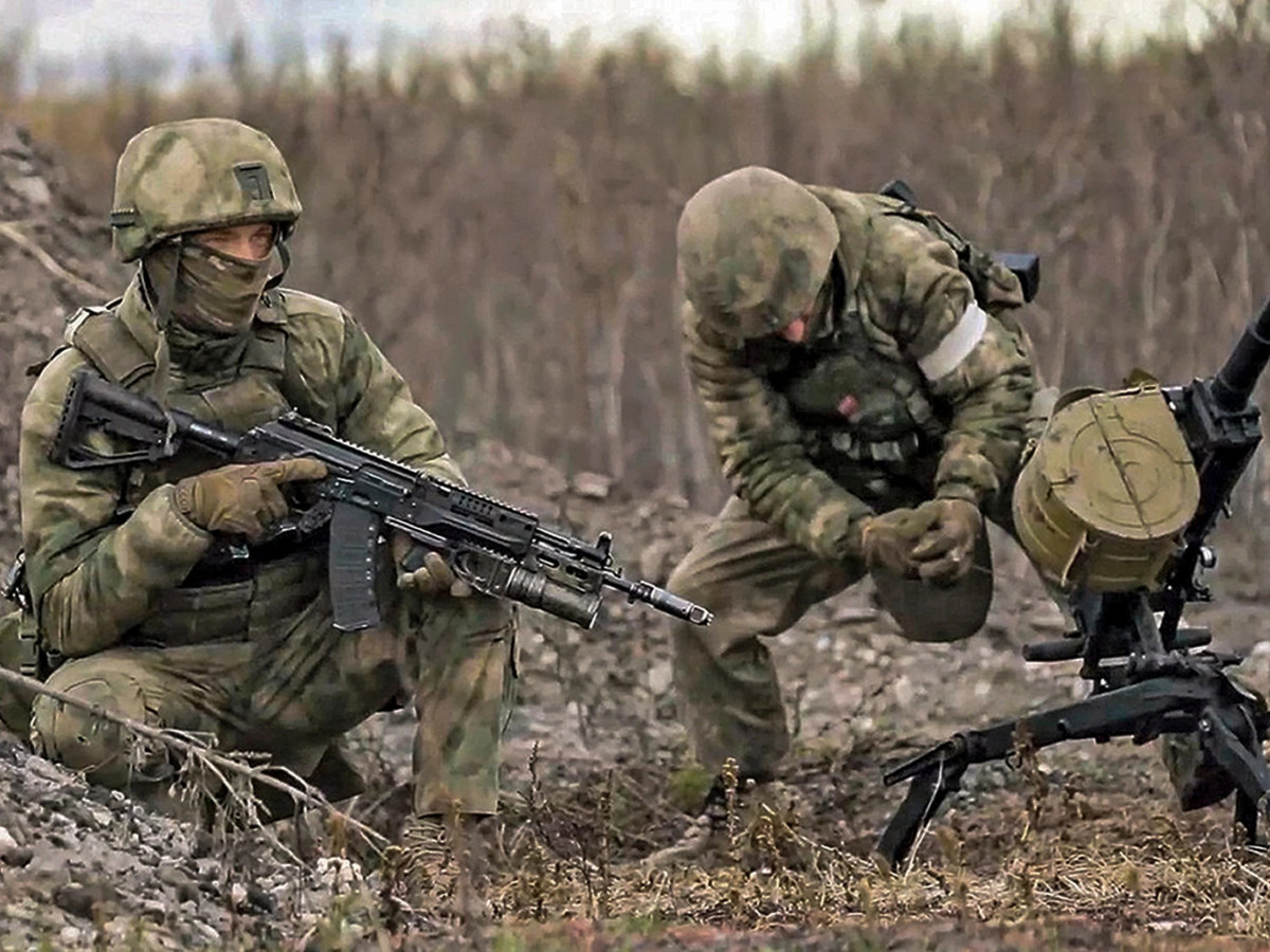 Nhờ nguồn cung cấp vũ khí dồi dào từ các nước trong khối NATO, số lượng UAV trong kho vũ khí của Ukraine ngày càng phát triển mạnh mẽ. Hàng triệu máy bay không người lái đã được xuất xưởng đưa ra chiến trường, gây không ít tổn thất cho phía Nga. Ảnh X.com