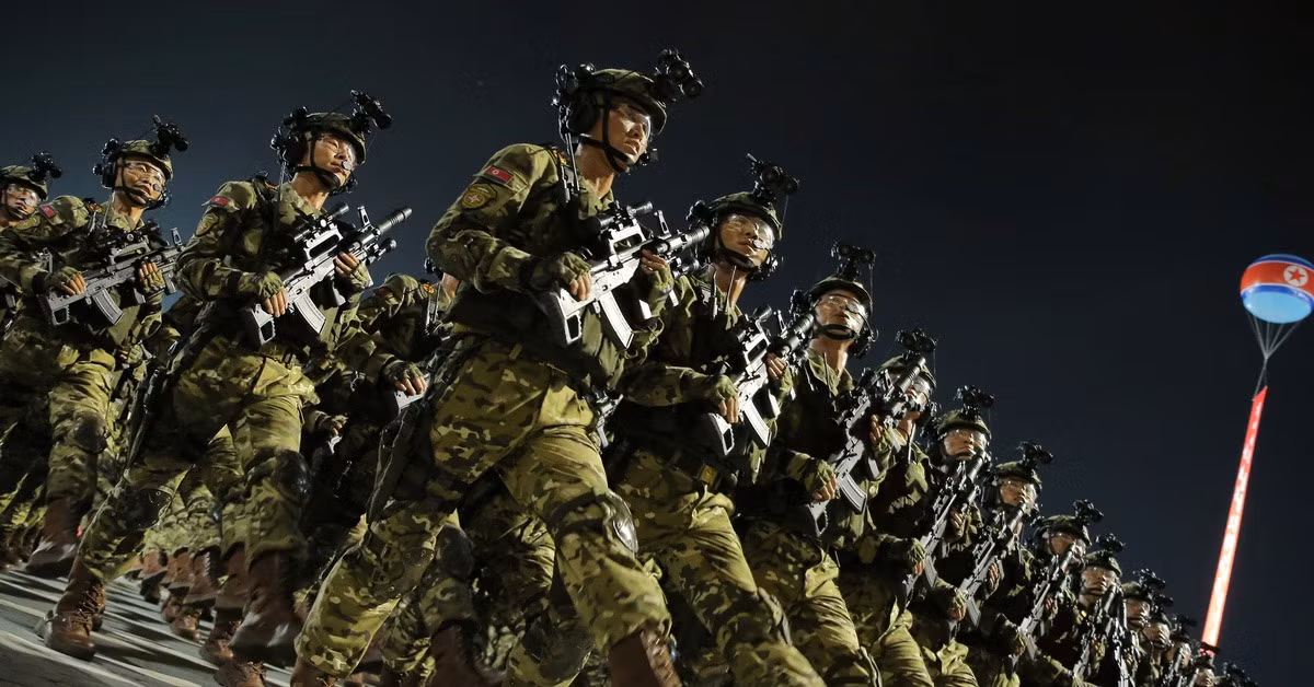 Các chuyên gia quân sự Ukraine và phương Tây cho hay, có tới 12.000 binh lính Triều Tiên đã được triển khai ở khu vực Kursk cùng với các lực lượng Nga, đồng thời ghi nhận việc sử dụng thiết bị quân sự từ Bình Nhưỡng trên chiến trường.