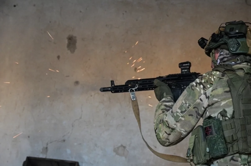 Ngoài ra, Ukraine cũng đang tập trung quân lực ở phía nam Sudzha, đặc biệt là tại làng Kurilovka, nhằm ngăn chặn quân đội Nga triển khai thế gọng kìm từ hai cánh đông và tây để bao vây lực lượng Ukraine tại Kursk. Ảnh: RIA Novosti