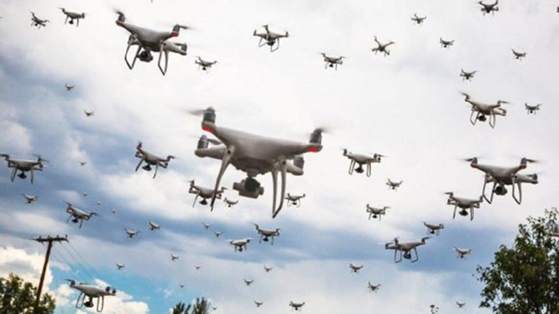 Quân đội Ukraine đã triển khai lực lượng pháo binh và đơn vị máy bay không người lái (UAV) mạnh nhất của họ tới khu vực này. Theo các bình luận quân sự từ truyền thông Nga, họ chưa từng thấy số lượng và chủng loại UAV nhiều như vậy ở bất kỳ mặt trận nào trước đây. Ảnh minh họa