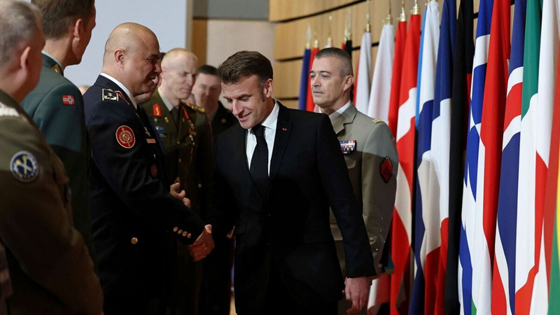 Một cuộc đàm phán khác đang diễn ra tại Paris, Pháp. Theo Global Times, gần như tất cả các quốc gia NATO và EU, ngoại trừ Mỹ, đã tụ họp tại Paris. Ngoài ra, các nước châu Á như Nhật Bản, Hàn Quốc, cũng như Úc và New Zealand từ châu Đại Dương sẽ tham gia thông qua hội nghị trực tuyến. Ảnh: Libération