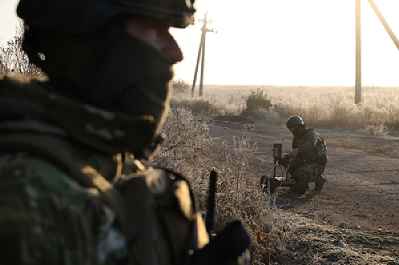 Không chỉ dừng lại ở khía cạnh tác chiến, sự hiện diện chính thức của Triều Tiên còn đóng vai trò như một “vũ khí tâm lý”. Việc Nga sẵn sàng hợp tác với Bình Nhưỡng cho thấy họ đã vượt qua các giới hạn ngoại giao truyền thống và sẵn sàng dùng những giải pháp phi truyền thống để đối phó với sức ép từ bên ngoài.Ảnh:: TASS