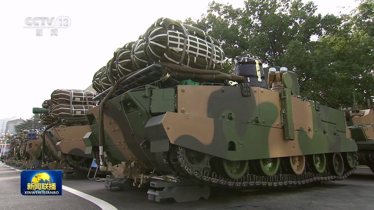 Trung Quốc thử nghiệm hệ thống bảo vệ xe tăng uy lực - Hình 4 Trung Quoc thu nghiem he thong bao ve xe tang uy luc-Hinh-4